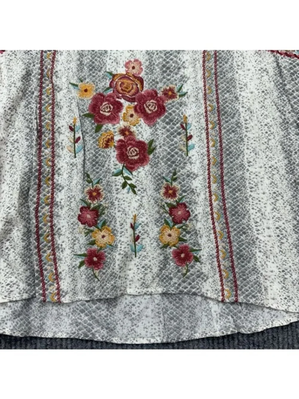 Savanna Jane Embroidered Poncho Top Boho Striped V Neck Shirt Womens Sz M/L NEW